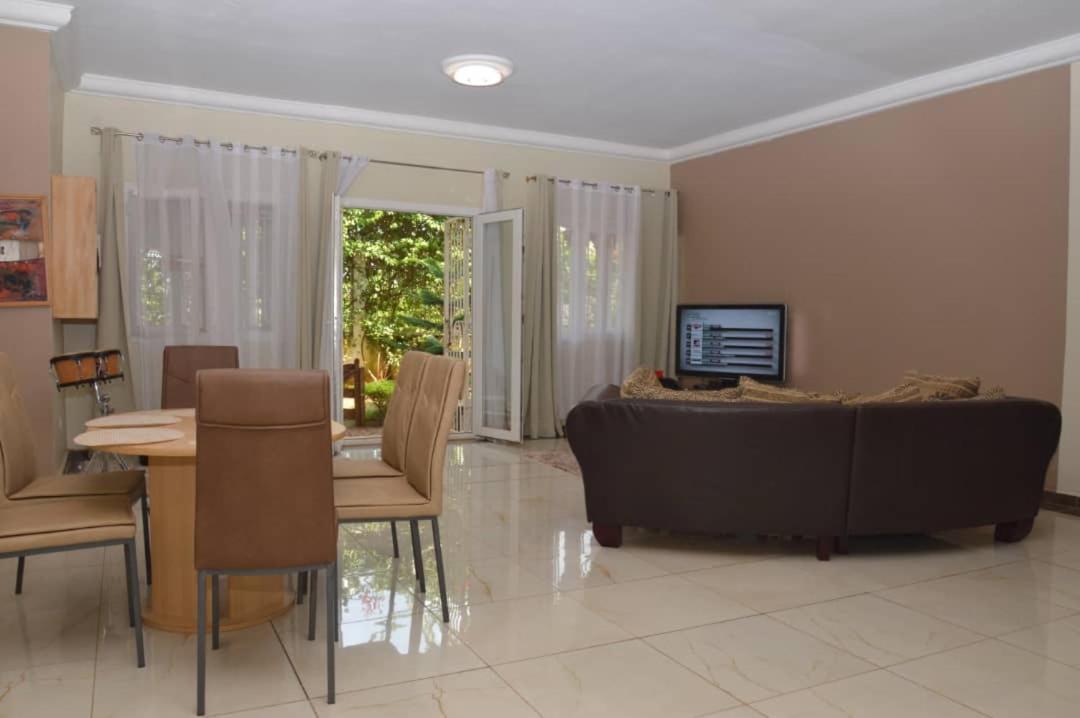 Residence Jardin Tropical Yaoundé Zewnętrze zdjęcie